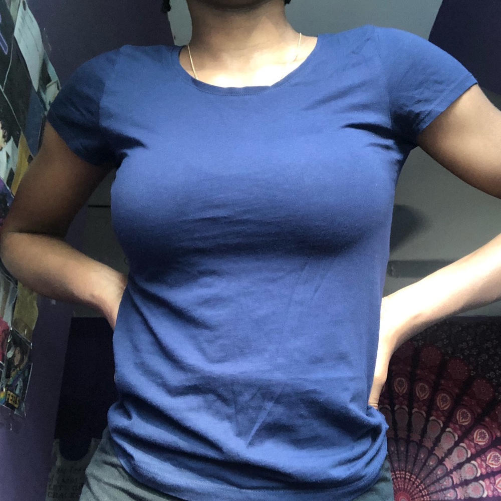 basic navy blue top